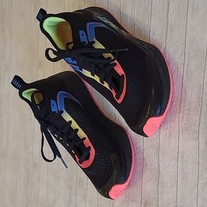 New Balance Fresh Foam Fast V2 Running Shoes Kids Size 4